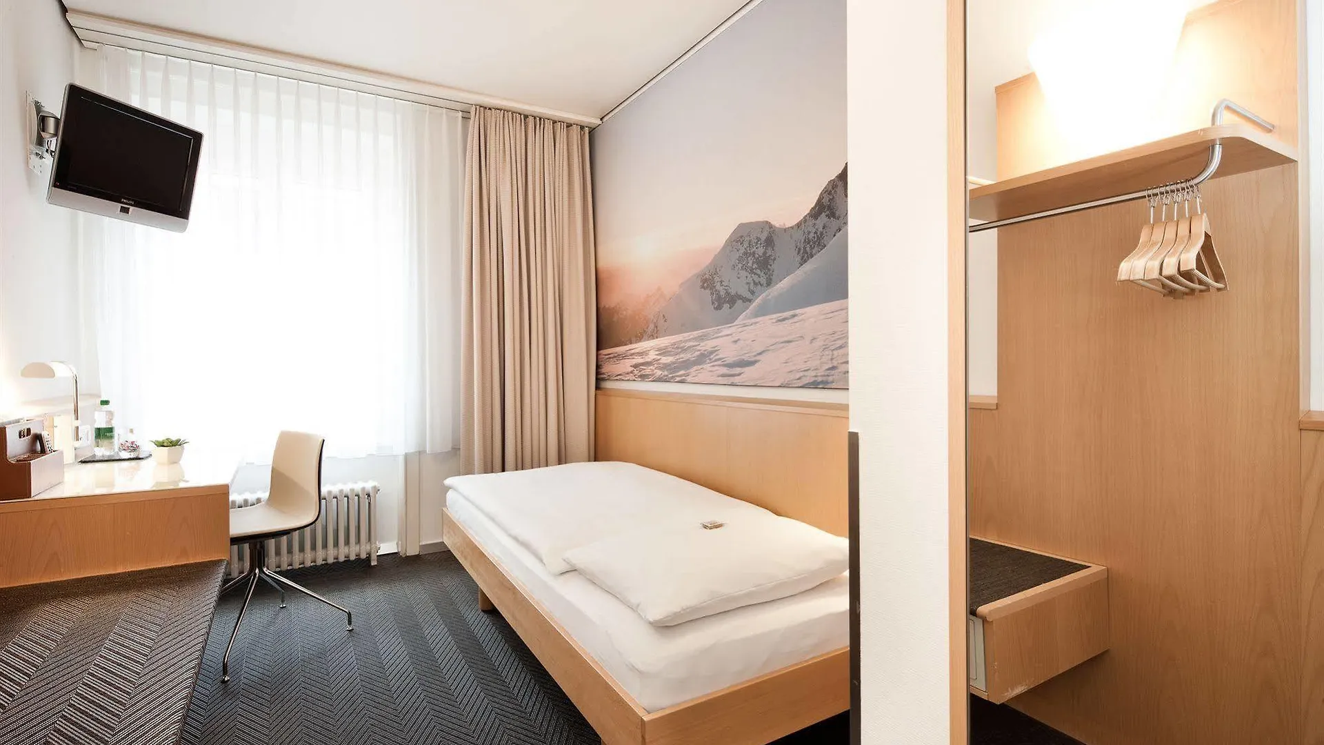 Hotel Felix Zurich 3*,