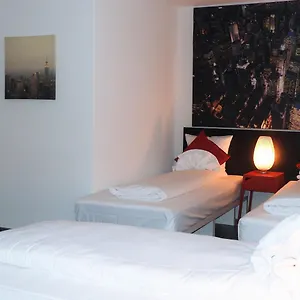 Apartmanhotel Inside Five